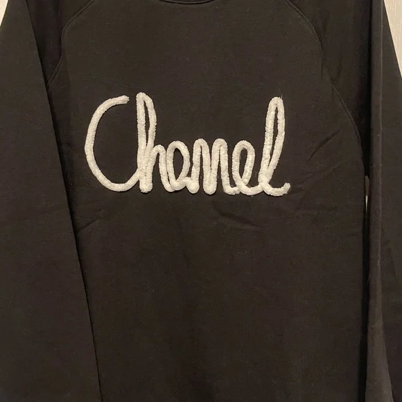 Handcrafted Inspired Sweatshirt -Red - Picture 3 of 4